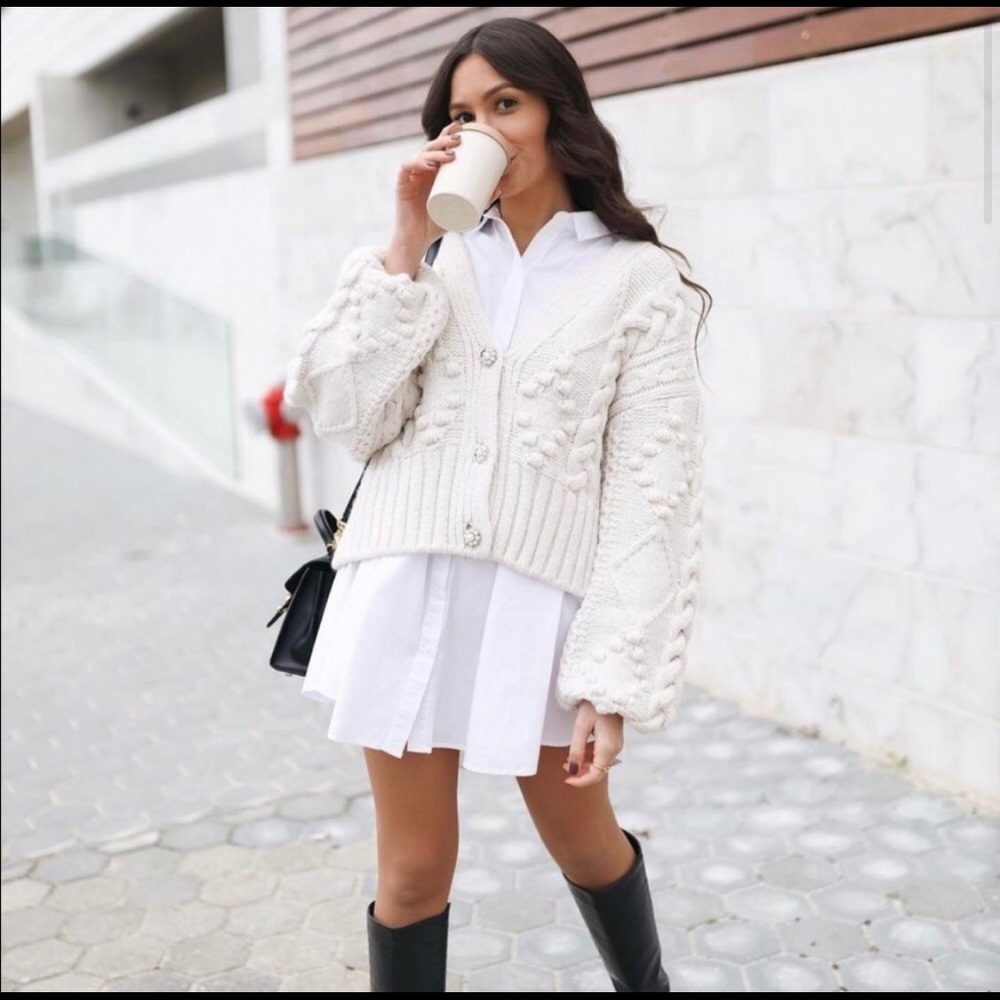 Zara knit cardigan with pearl buttons